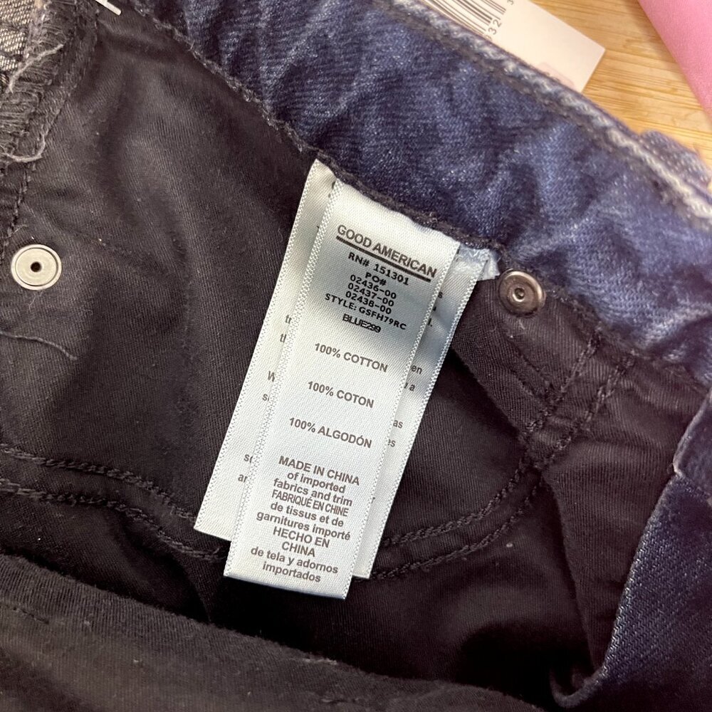 Good American Denim Skirt Sz 6/28 Mini Blue Frayed Hem Miniskirt 100% Cotton NEW - Picture 9 of 14